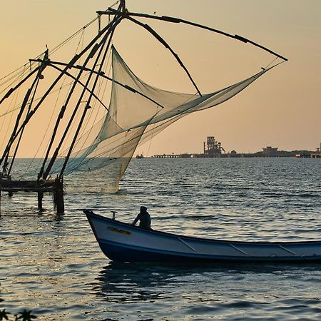 The Postcard Mandalay Hall, Kochi Luaran gambar